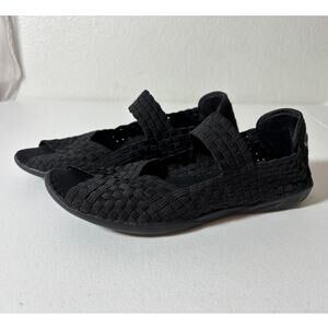 Bernie Mev NWOT Size 6 (EU 37) Chick Peep-Toe Mary Jane Flat Black Woven Pull-On